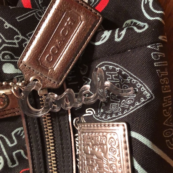 Authentic Coach Poppy purse - Picture 5 of 10